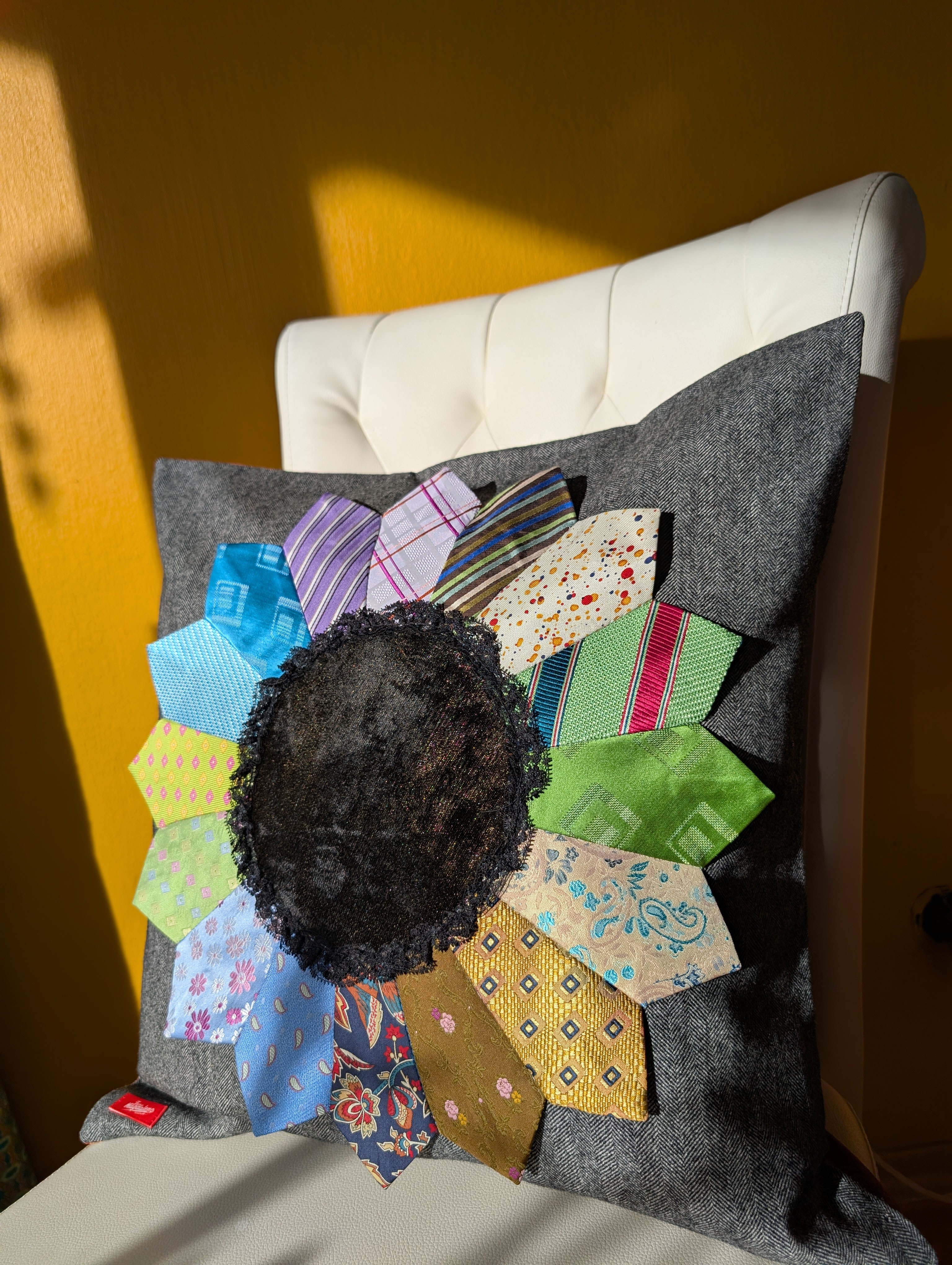 Kissen "Krawatten-Krawatten-Krawatten" N°1 - Miniaturbild 3